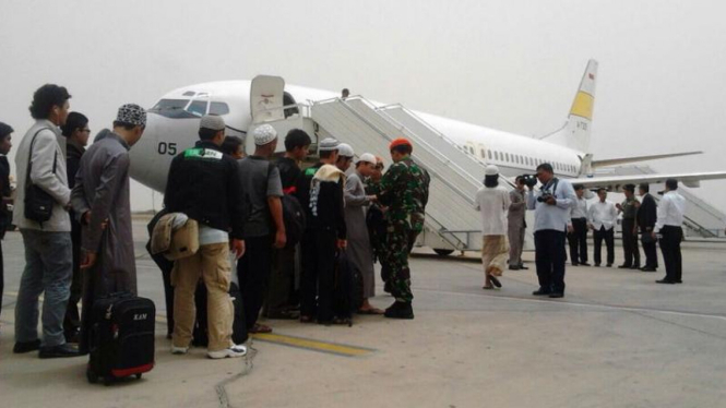 Udara Yaman Dikuasai Arab Saudi, Evakuasi WNI Terkendala