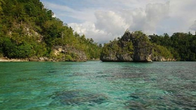 Pulau Poya Lisa