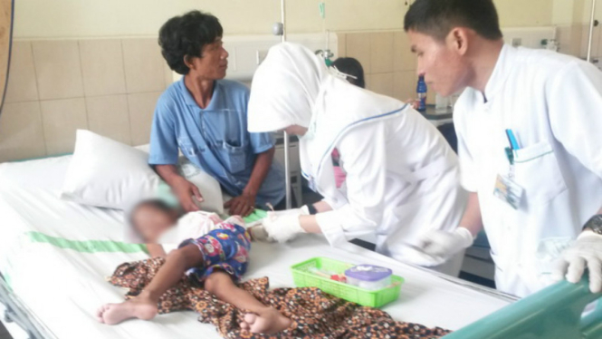 Orang rimba sedang dirawat di rumah sakit, Jambi.