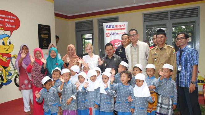 Peresmian Sekolah TK Cahaya Insani di Kota Serang