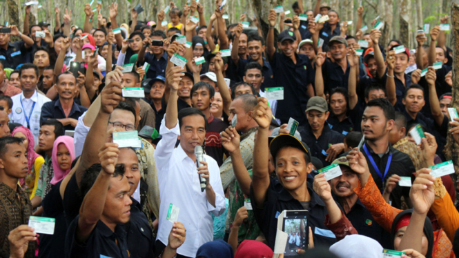 jokowi luncurkan KIS di medan