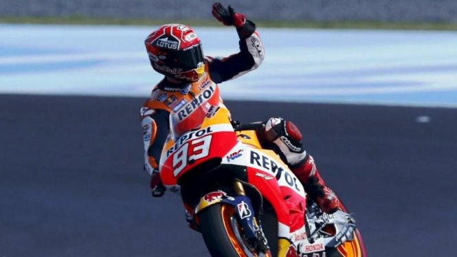 Pembalap Honda, Marc Marquez usai meraih pole di MotoGP Argentina