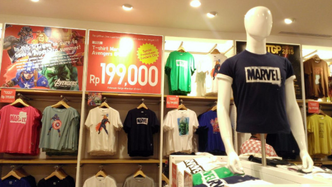 Koleksi Desain Star Wars dan Marvell di Uniqlo