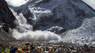 Gletser Gunung Everest Mencair Lebih Cepat dalam 25 Tahun Terakhir