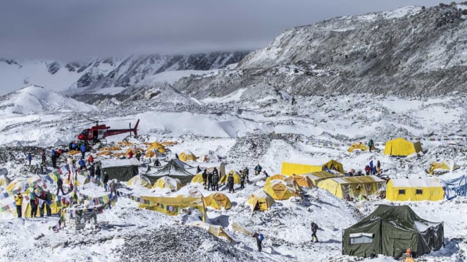  Gunung Everest Jadi Tempat Pembuangan Sampah Tertinggi 