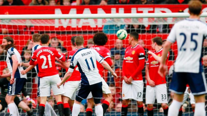 Pertandingan antara Manchester United dan West Bromwich Albion