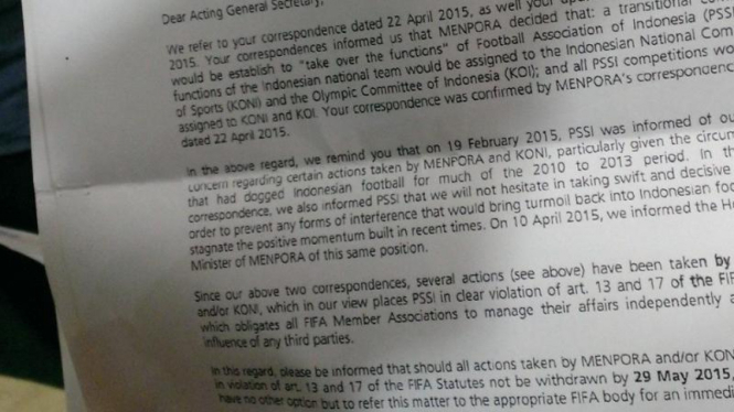 Surat ancaman banned dari FIFA yang ditujukan pada Menpora