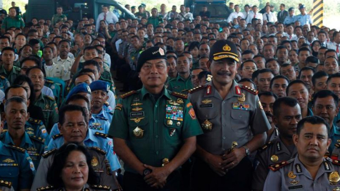 Perwira TNI dan Polri