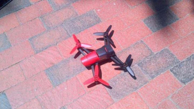 Drone yang diterbangkan dekat Gedung Putih.