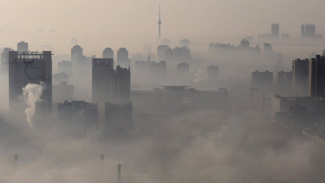 Efek Gas Rumah Kaca dan Polusi Industri Sebabkan Cuaca Ekstrim di China.