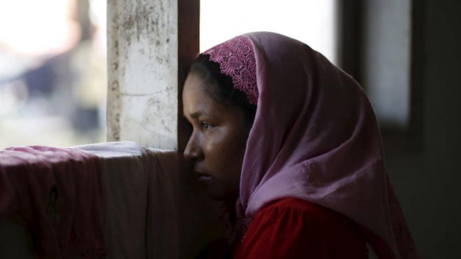Salah seorang pengungsi asal etnis Rohingya di Aceh yang bertahan di lokasi pengungsian.