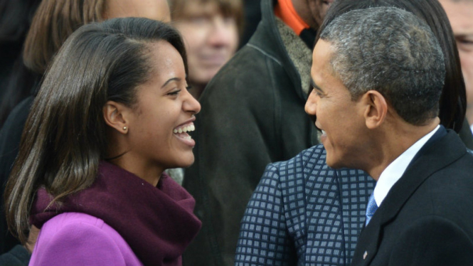 Presiden Barrack Obama dan putri sulungnya, Malia