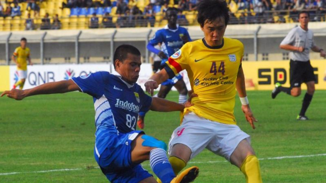 Pertandingan antara Persib Bandung dan Kitchee FC