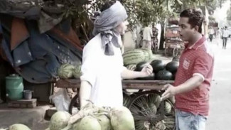 Selalu Menawar Harga Pada Pedagang Kecil? Lihat Video ini