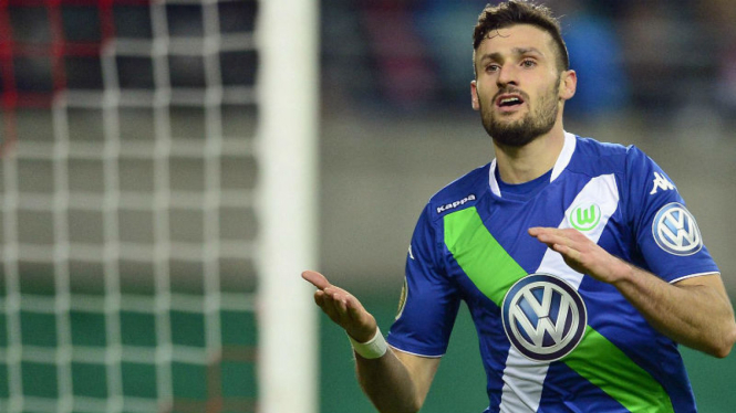 Gelandang Wolfsburg, Daniel Caligiuri