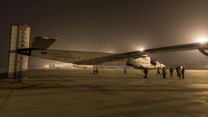 Sempat Tertunda Solar Impulse 2 Akhirnya Lepas Landas