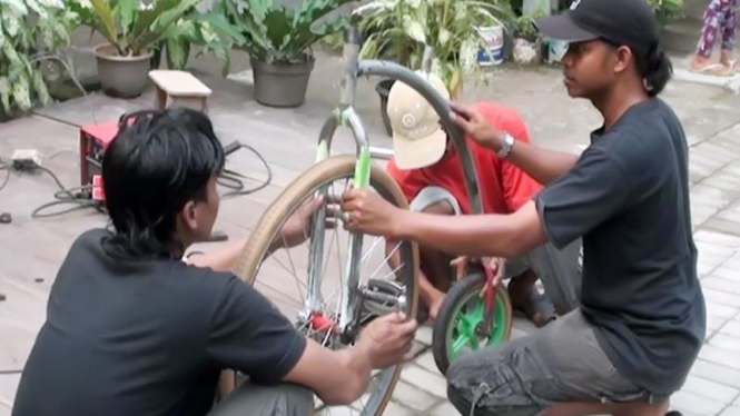 Sepeda Siput Produksi Hisyam.