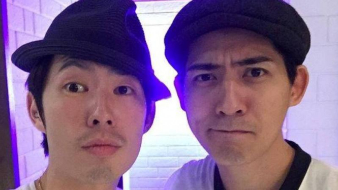 Vanness Wu dan Vic Zhou foto selfie