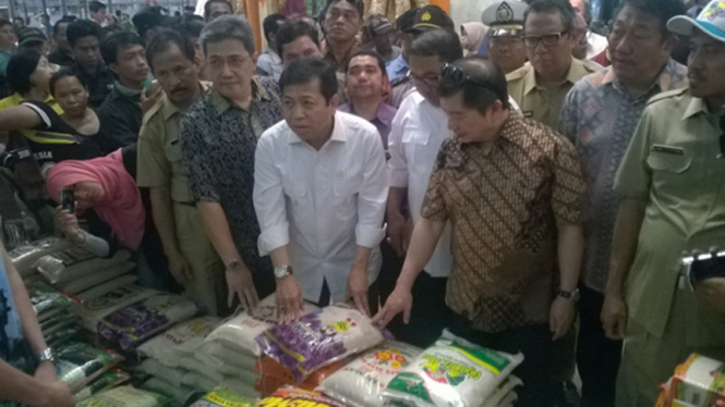 Ketua DPR RI Setya Novanto sidak ke Pasar Kramat Jati, Jakarta