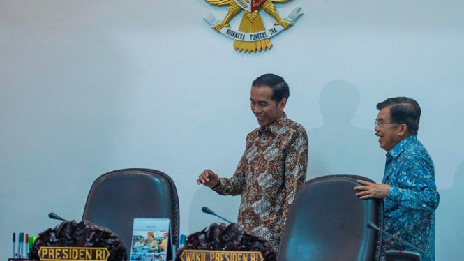 Presiden Joko Widodo Jokowi dan Wapres Jusuf Kalla.