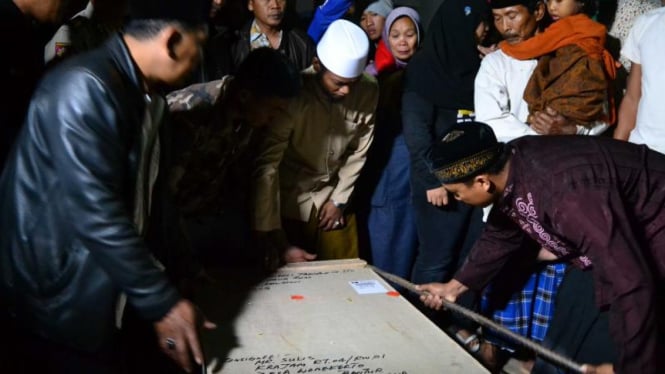 Peti jenazah TKI Wiji Astutik tiba di Indonesia
