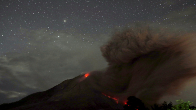 Gunung Sinabung Kembali Erupsi