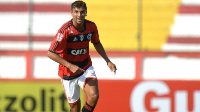 Pemain Flamengo, Lucas Mugni