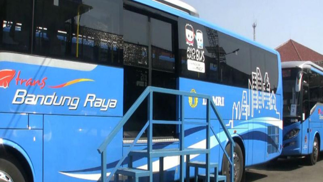 Bus murah Kota Bandung beroperasi