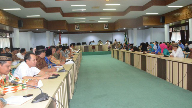 Tim Kunjungan Kerja Komisi X DPR RI terkait Program Indonesia Pintar di Aceh
