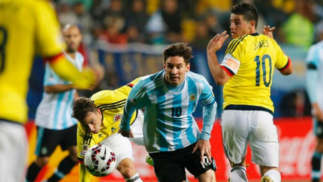 Pemain Argentina, Lionel Messi, saat hadapi Kolombia