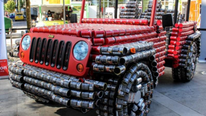 Jeep Wrangler terbuat dari kaleng bekas makanan