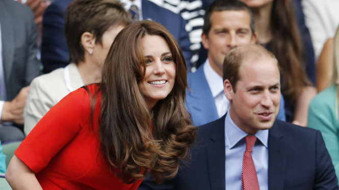 Pasangan kerajaan Inggris, Kate Middleton dan Pangeran William.
