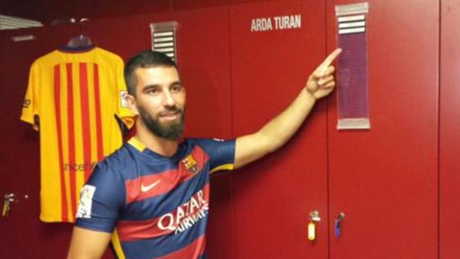 Gelandang Barcelona Arda Turan