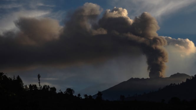 Gunung Raung