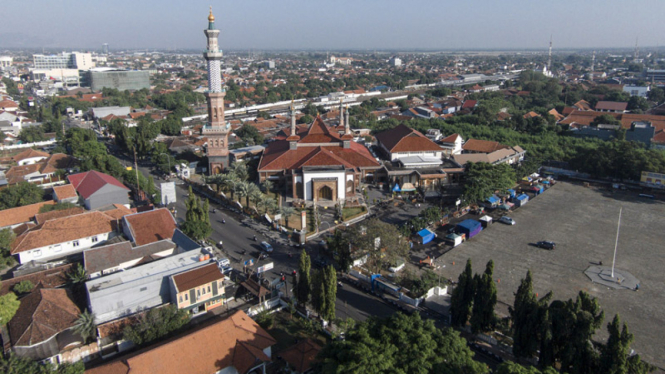 Masjid Raya At-Taqwa di Cirebon