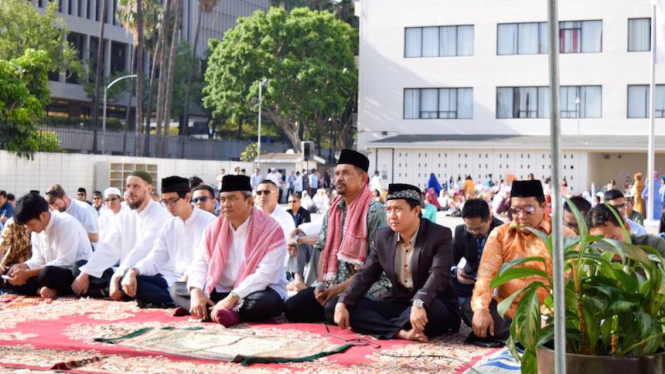 Salat Ied di Los Angeles