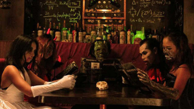Restoran Frankenstein's Laboratory