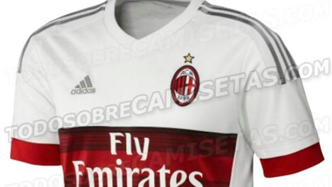 Kostum tandang AC Milan musim 2015-16