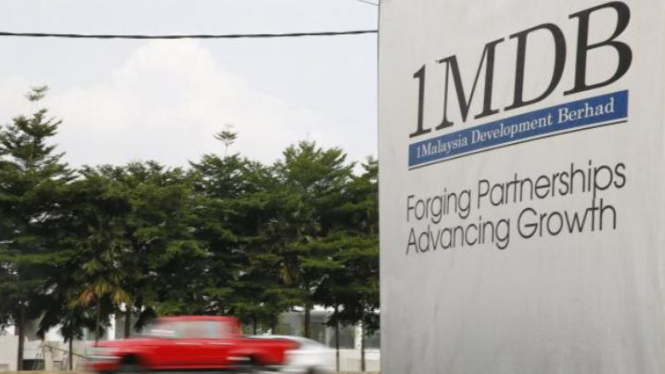 Papan reklame 1MDB di Kuala Lumpur, Ibu kota Malaysia.