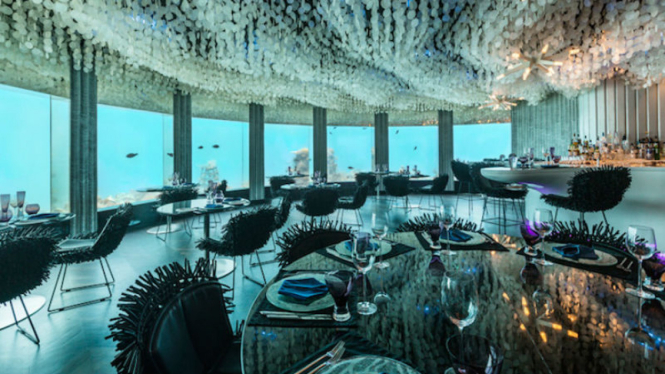 Restoran bawah laut.