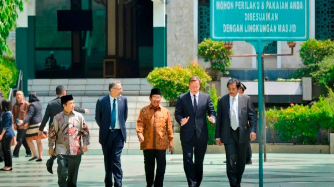 PM Inggris David Cameron kunjungi Masjid Sunda Kelapa Jakarta
