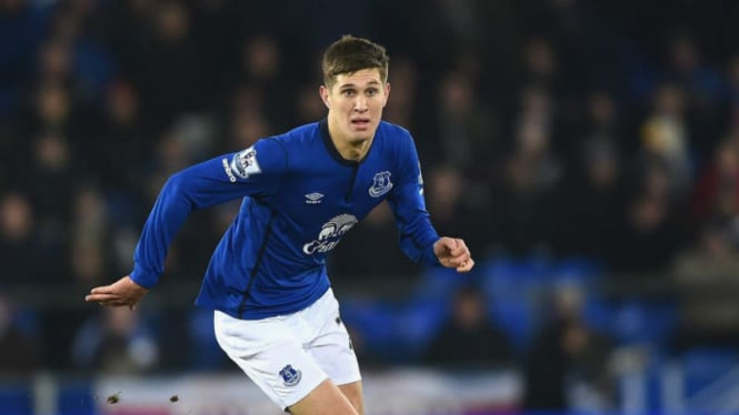 Bek Everton, John Stones