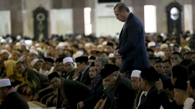 Suasana salat Jumat di Masjid Istiqlal Jakarta