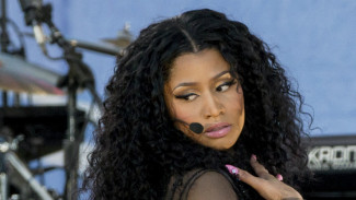 Nicki Minaj Tunda Rilis Album Hingga Dua Bulan