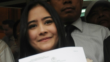 Prilly Latuconsina
