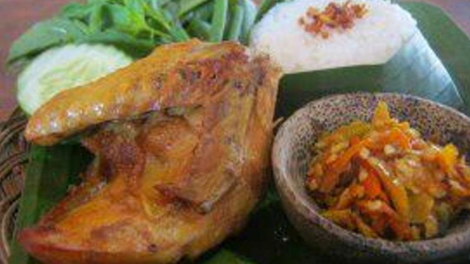 Ayam Ungkep 