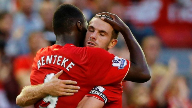 Pemain Liverpool, Christian Benteke dan Jordan Henderson