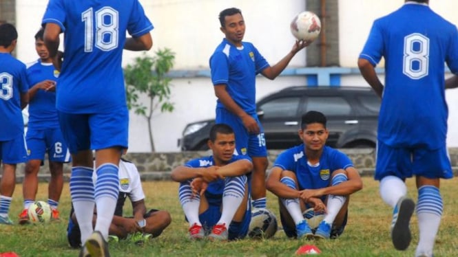 Sesi latihan pemain Persib Bandung