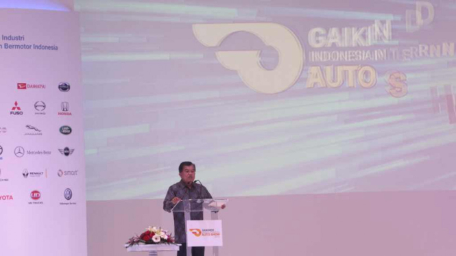 Wakil Presiden Jusuf Kalla Resmikan GIIAS 2015