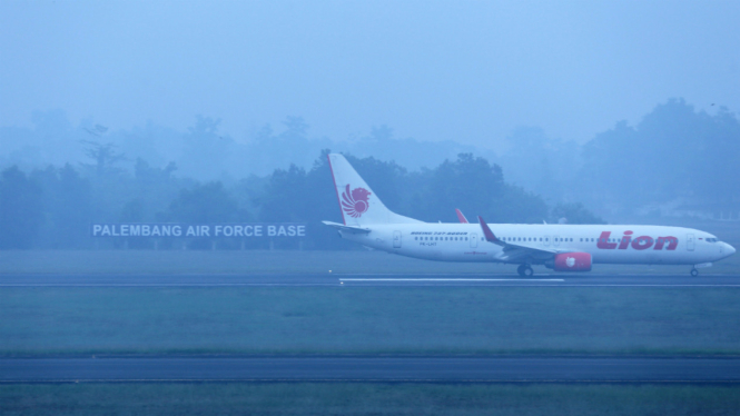 Penurunan jarak pandang di Bandara Palembang